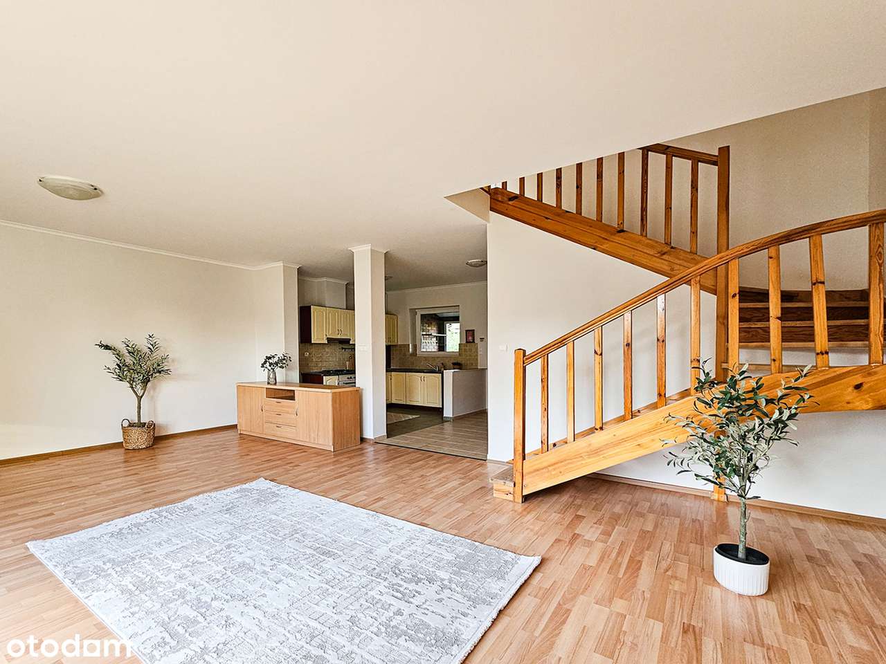 Czarny Las I środkowy segment I 4 pokoje I do wejścia I od zaraz-0