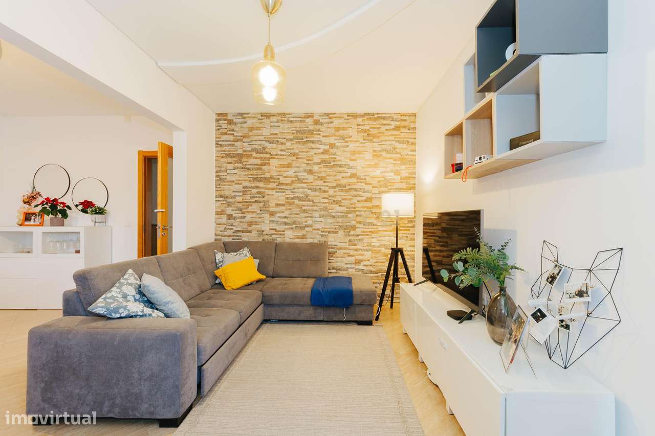 Apartamento T2 totalmente renovado em Campo de Ourique | Varanda | Vis - Grande imagem: 5/30