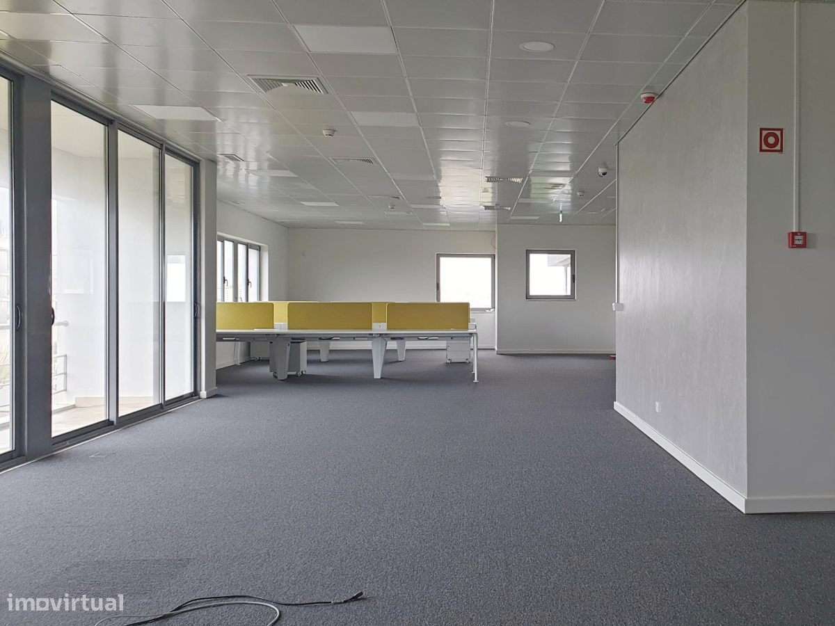 Escritório Venda Taguspark | 620 m2 | Oeiras | Cluttons-4