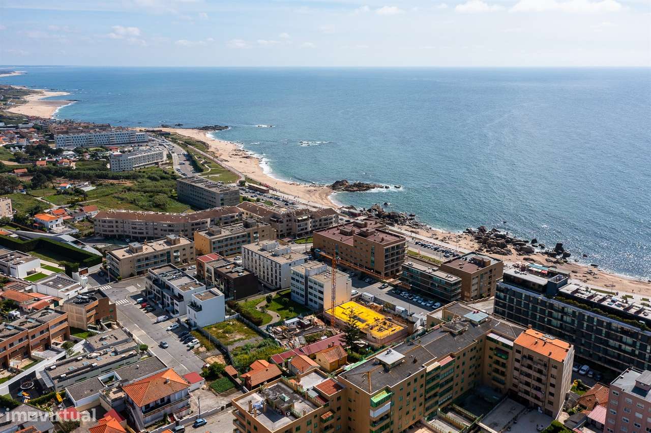 Moradia a 100 Metros da Praia de Lavadores I Exclusivo Golden Hour-28