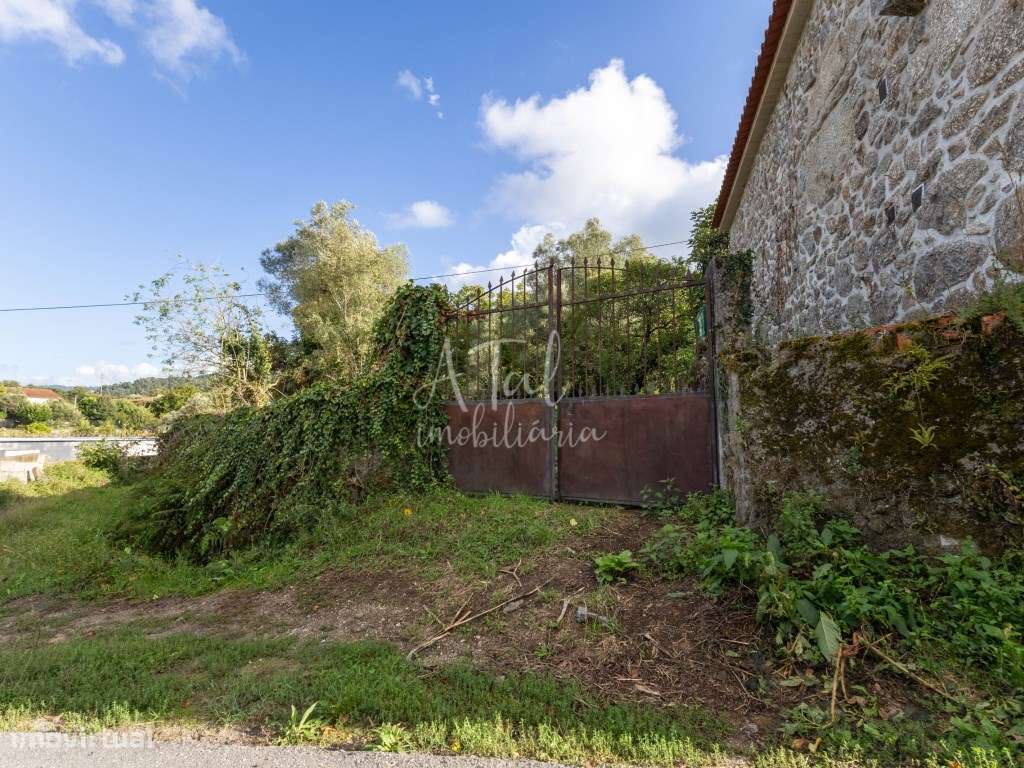 Terreno de 1348m² com 450m² de Área de Construção e Vista Fantástic... - Grande imagem: 4/7