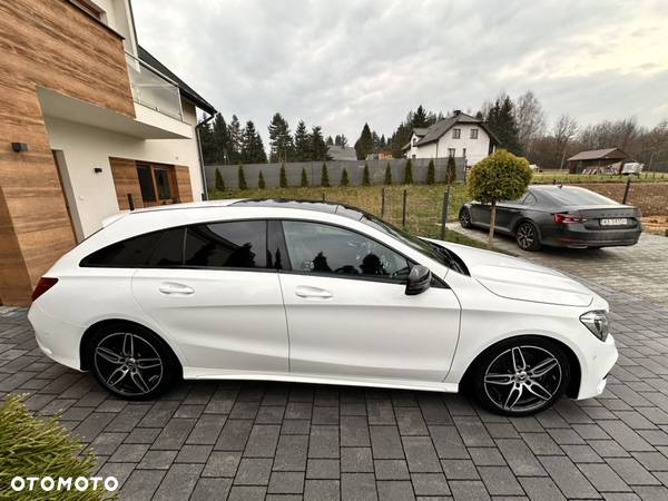 Mercedes-Benz CLA 220 4-Matic AMG Line - 3