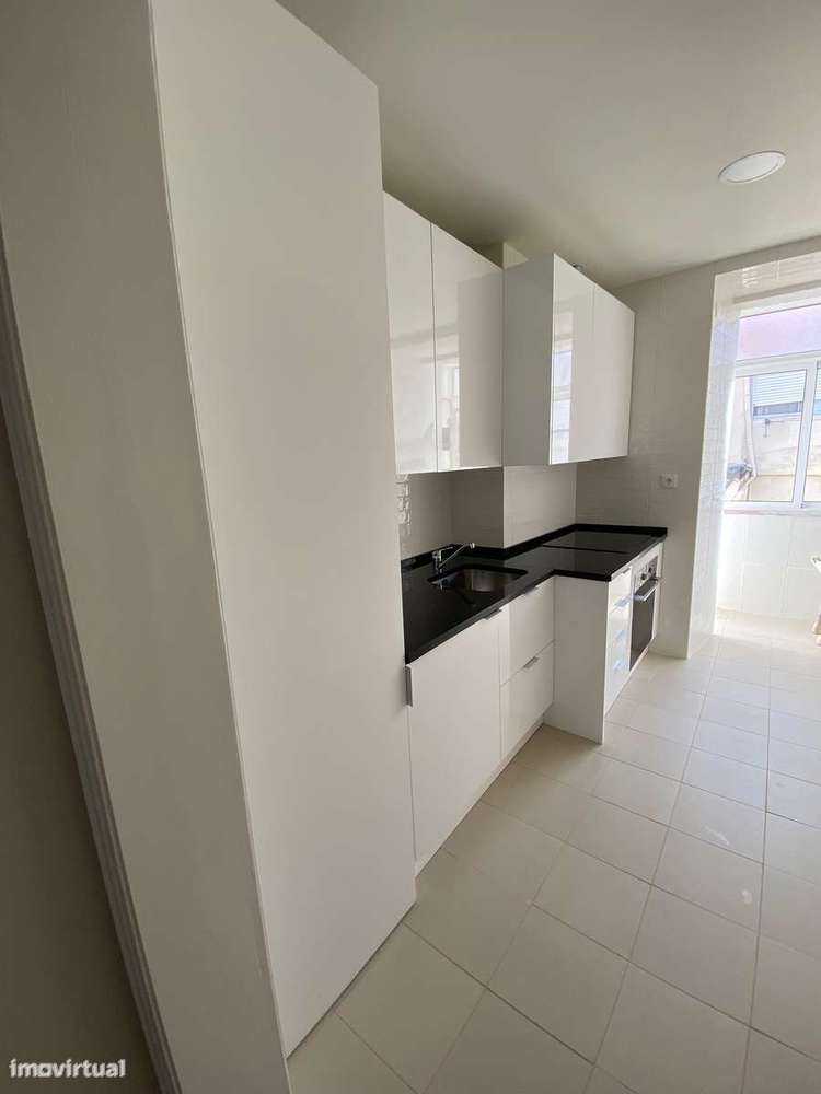 Apartamento T2 aconchegante em Campo de Ourique-Lisboa - Grande imagem: 4/13