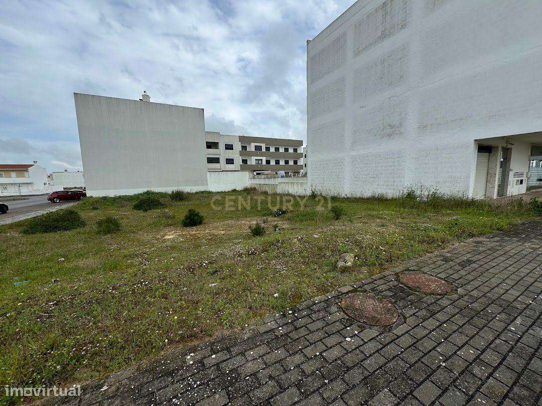 TERRENO PARA CONSTRUÇÃO DE PRÉDIO EM SALVATERRA DE MAGOS - BENAVENTE - Grande imagem: 5/16