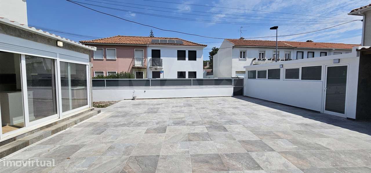 Moradia V3 Remodelada Benfica - Grande imagem: 4/44