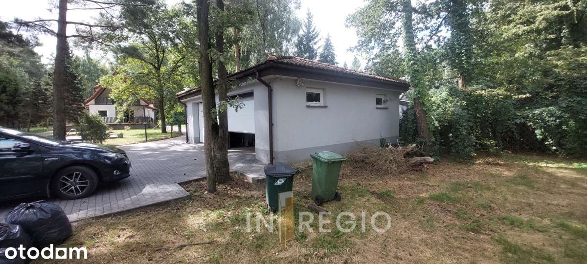 Dom z ogrodem, garażem i basenem – Rydzynki-11