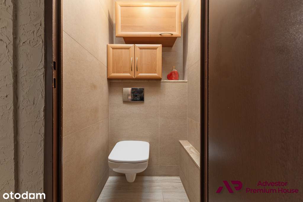 Niski blok, oddzielna kuchnia, balkon i piwnica-12