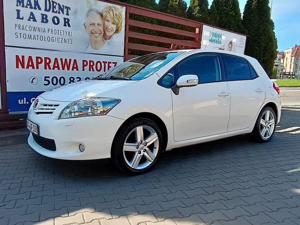 Toyota Auris I 1.6 Sol 2010