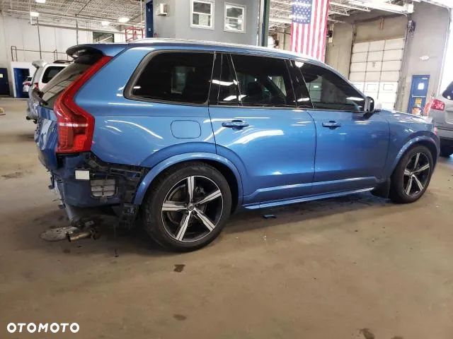 Volvo XC 90 - 3