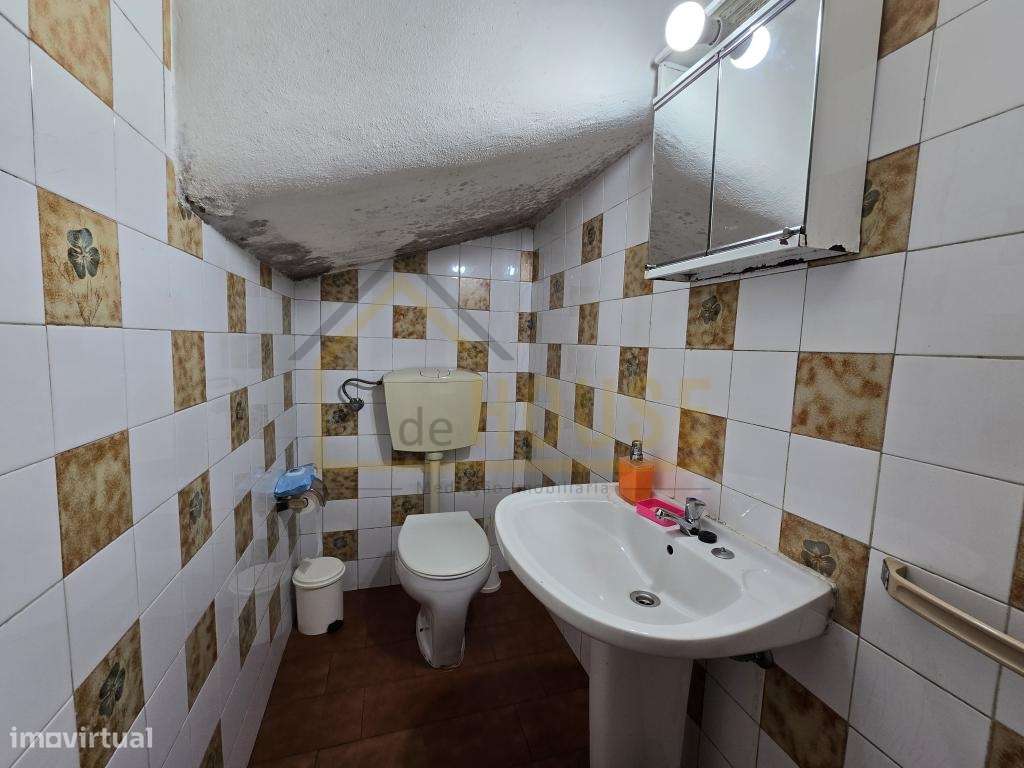 Moradia T3 com espaço exterior-19
