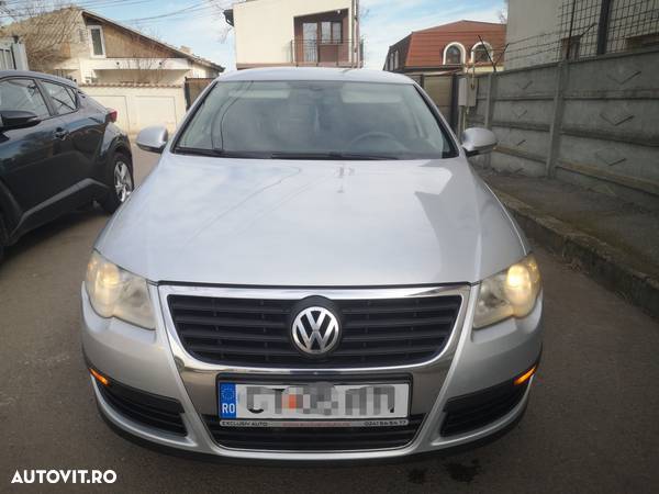 Volkswagen Passat 1.9TDI Comfortline - 1