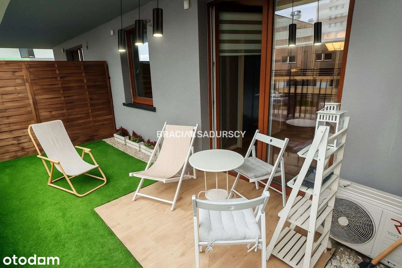 Komfortowo urządzone mieszkanie (taras i parking)-12