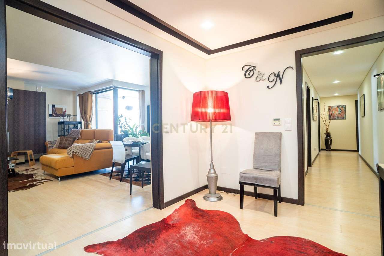 Moderno Apartamento  T3 Condomínio Fechado, em Nossa Senhora de Fátima-6
