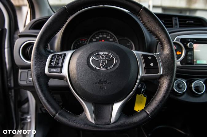 Toyota Yaris 1.33 Premium - 15