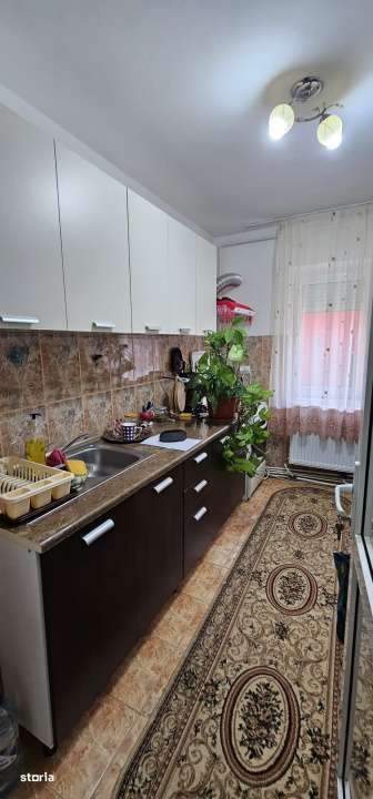 La parter in centrul Targu Ocnei — investitie sau acasa, tu decizi-1