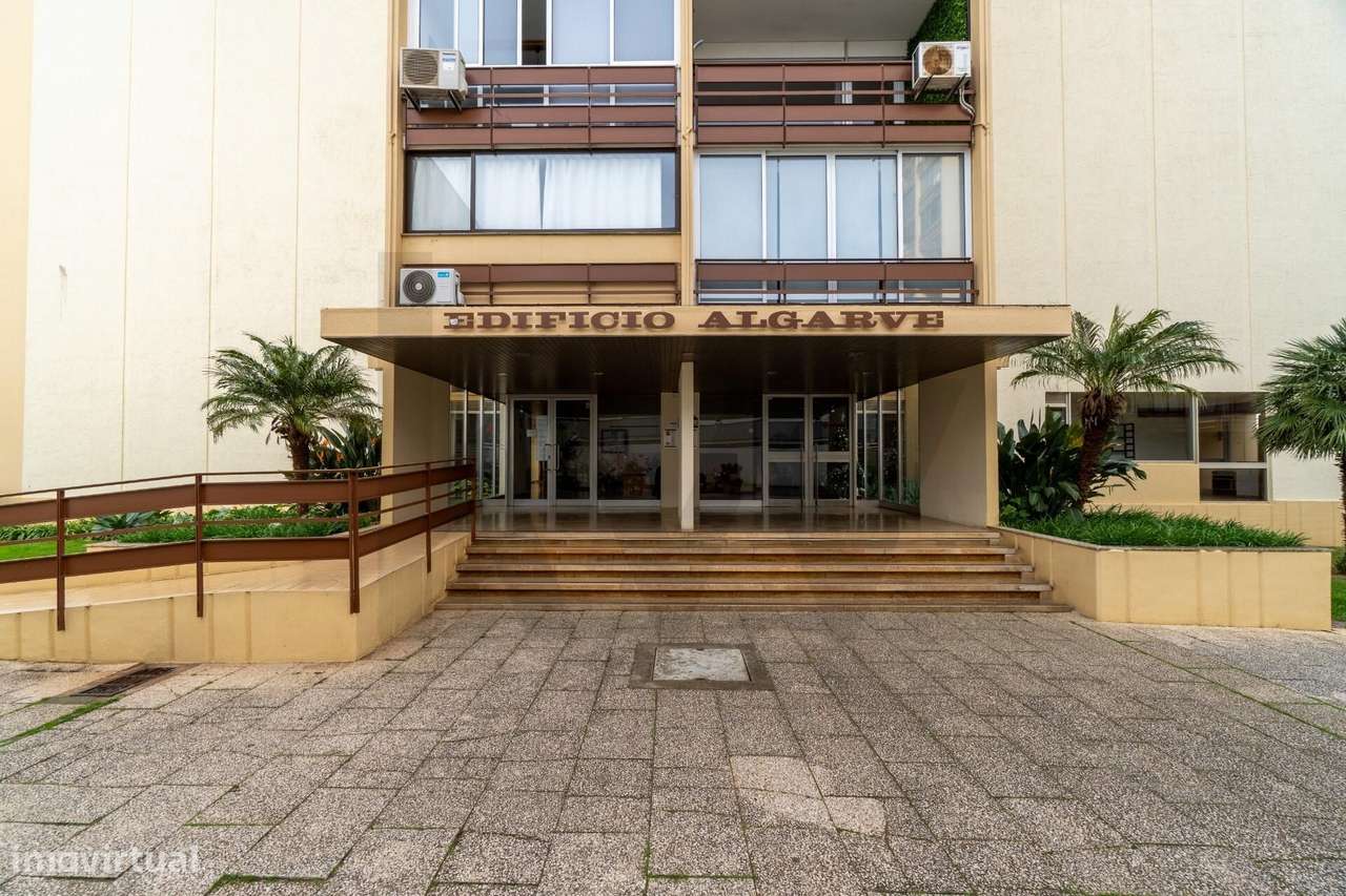 Apartamento T0 com 50m2 no Edifício Algarve em Vilamoura - Grande imagem: 4/28