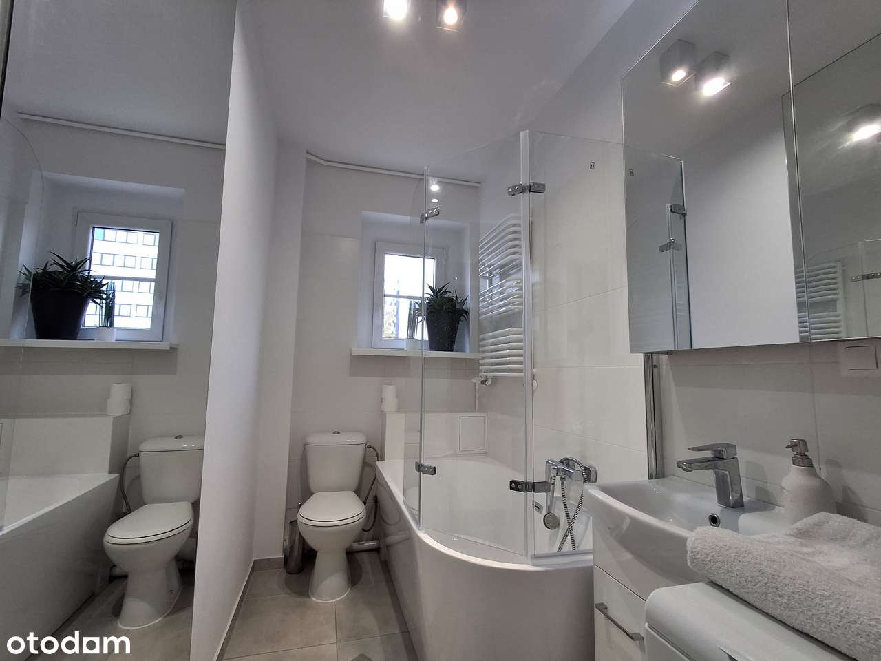 Ścisłe centrum, przestronne, środkowe, po remoncie - Pełny obrazek: 4/9