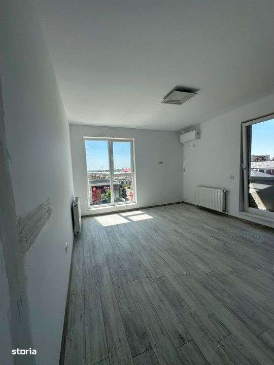 Vanzare Garsoniera Strada Crisul Repede decomandata si mobilata - Imagine principală: 5/14