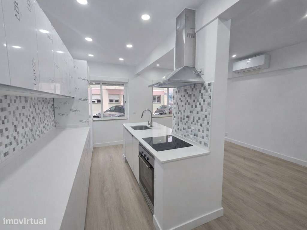 T3 totalmente remodelado (a estrear) | 85 m² | Cacém - zona tranqui...-22