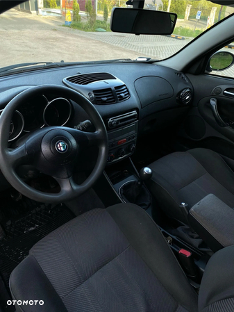 Alfa Romeo 147 1.9 JTD Progression - 9