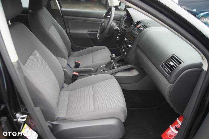 Volkswagen Golf V 1.9 TDI Comfortline - 21