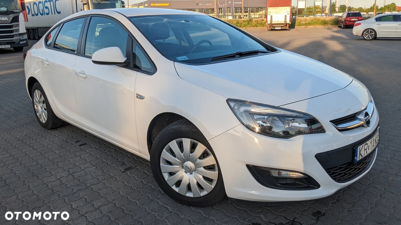 Opel Astra IV 1.4 T Active - 3