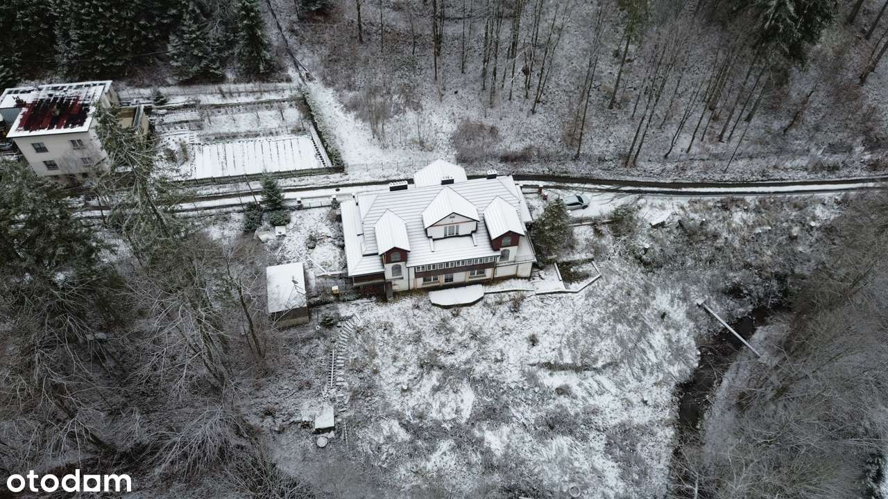 Dworek do generalnego remontu powyżej Hotelu Gołębiewski - Twój azyl-1