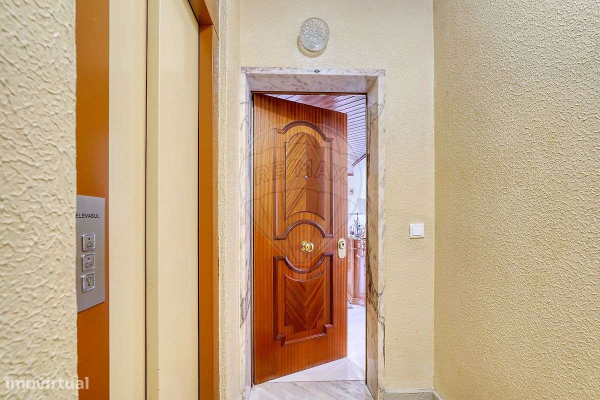 Apartamento T3 para venda - Grande imagem: 2/36