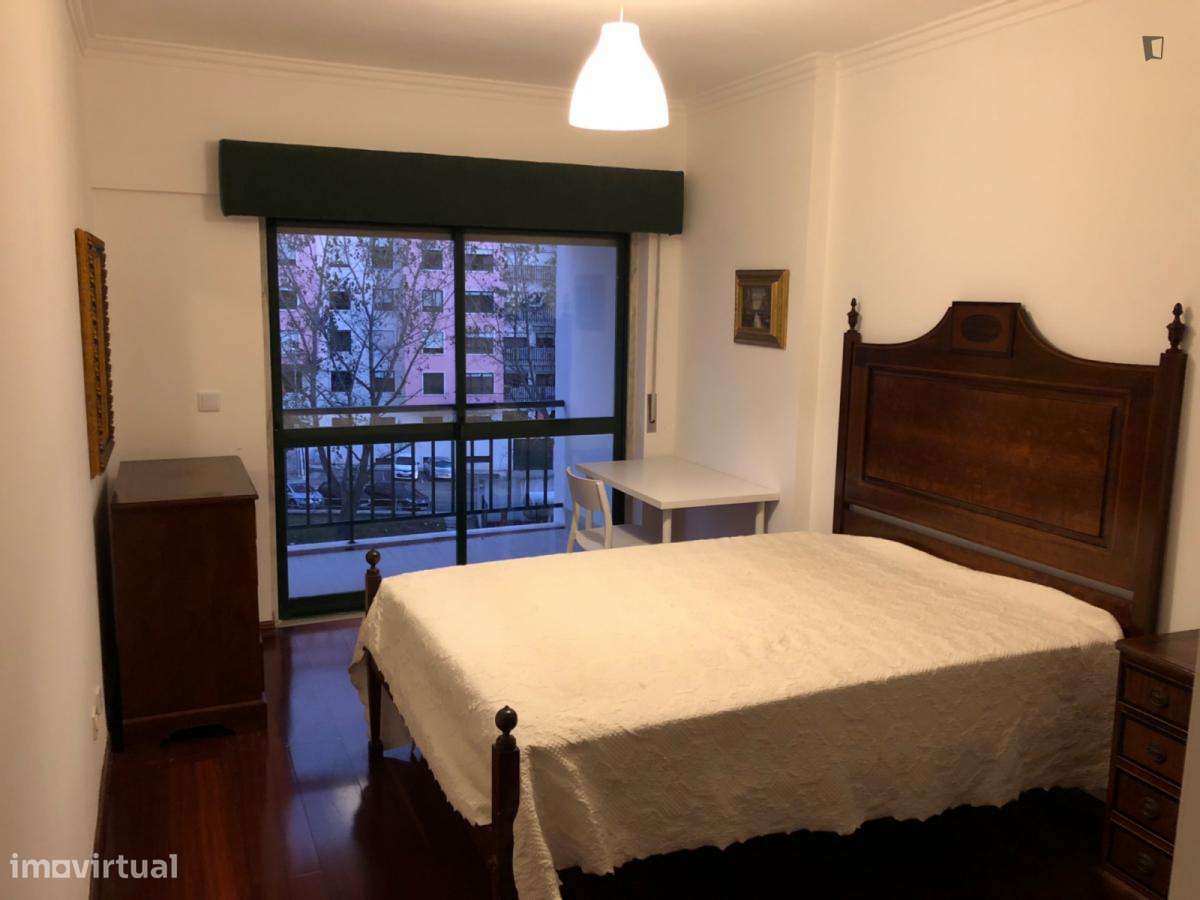 Quarto - localizado em Sintra Lisbon - Grande imagem: 5/6