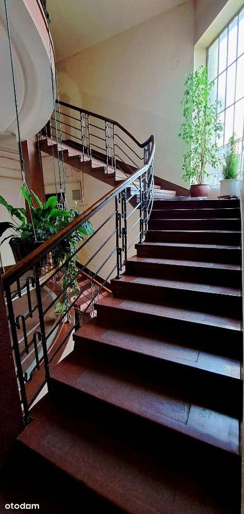 Strych do adaptacji w centrum miasta-1