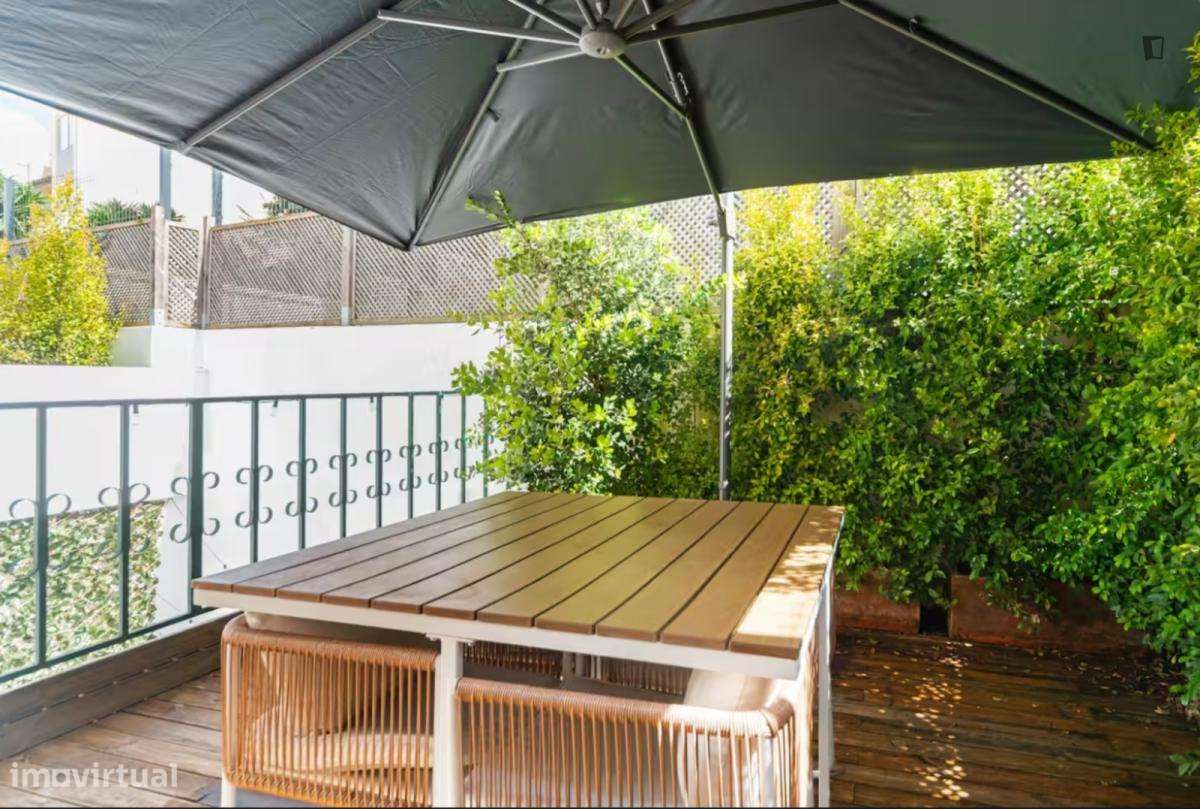 Apartamento com 2 quartos - localizado em Intendente Lisbon - Grande imagem: 3/6