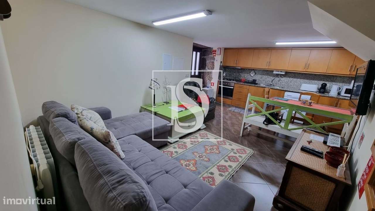 Vivenda Rústica T2- Renovada para venda em Salamonde Vieira do Minho-13