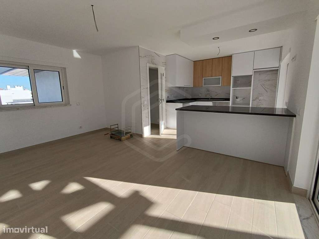 Apartamento T1 + 3 em condomínio fechado com piscina na Manta Rota,... - Grande imagem: 3/25
