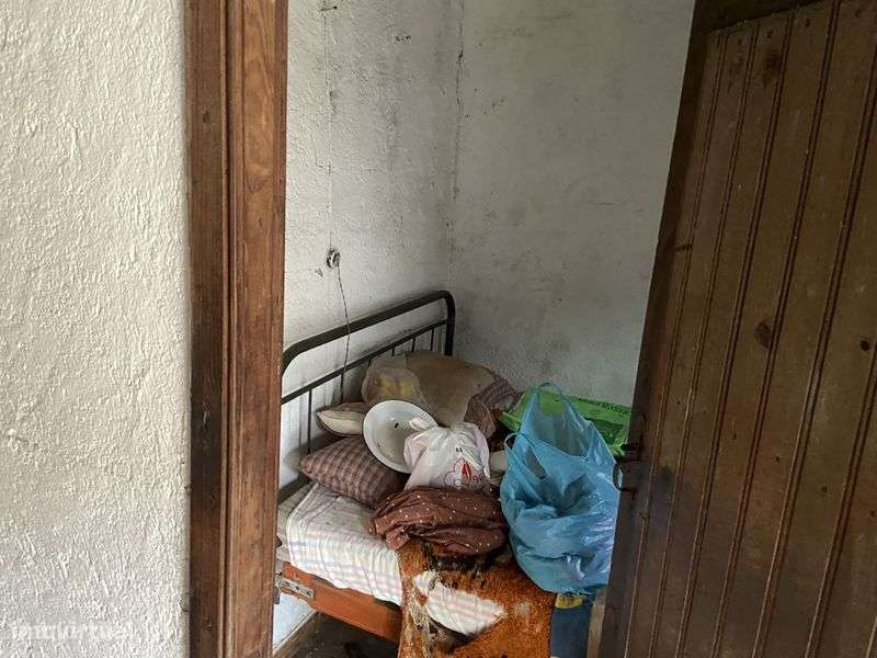 Casa para restauro - Grande imagem: 4/5