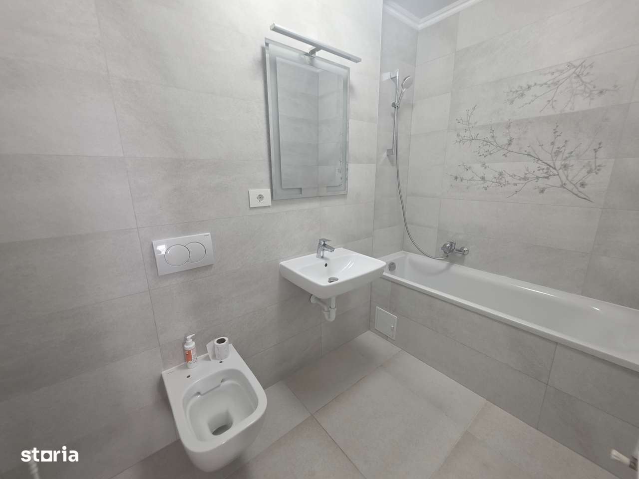 Vand apartament 2 camere Tractorul Maurer Villas cu parcare subterana-7