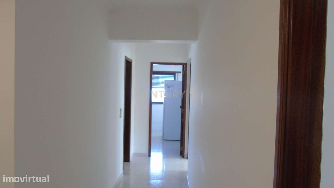 Apartamento T1 em São Marcos - Grande imagem: 3/28