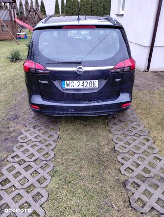 Opel Zafira 2.0 CDTI Cosmo - 14