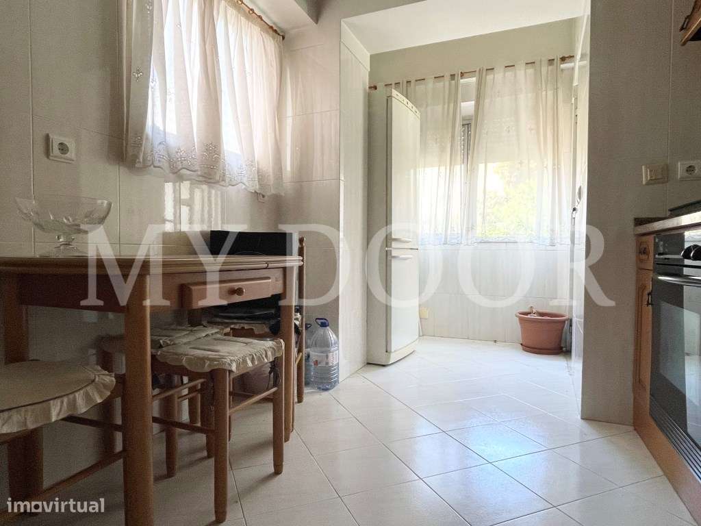 T2 - 1º Andar - Apartamento p/ Venda - Moscavide - Arrecadação e Lo... - Grande imagem: 5/24