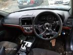 Dezmembrari  Hyundai SANTA FE 2 (CM)  2005  > 0000 2.2 CRDi GLS 4x4 M - 6