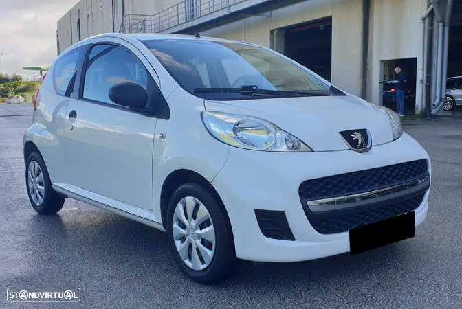 Peugeot 107 1.0 Petit Filou - 3