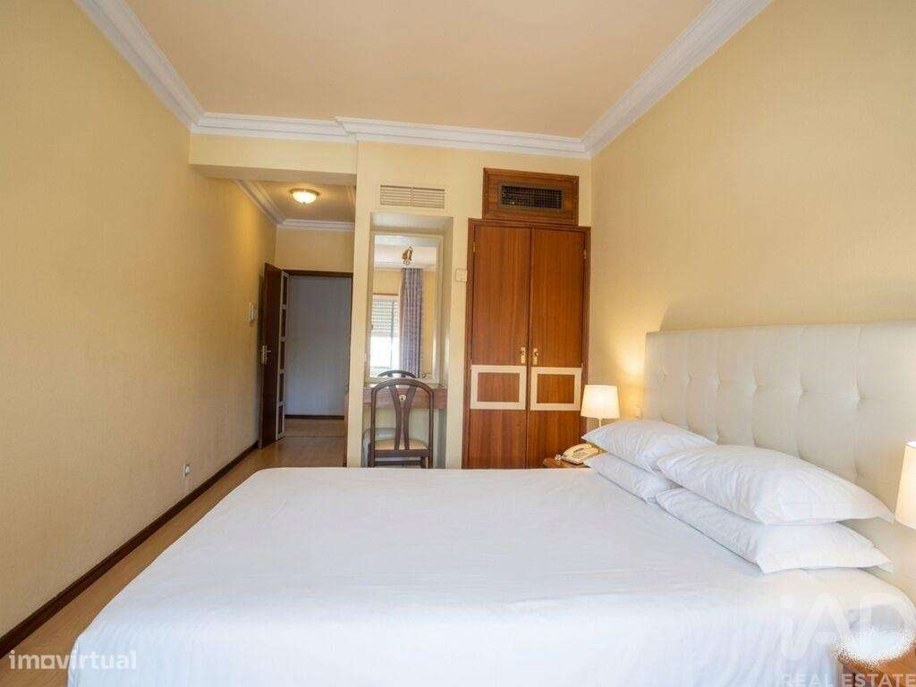Hotel 3* T36 em Valença, Cristelo Covo e Arão de 2224,00 m2-16