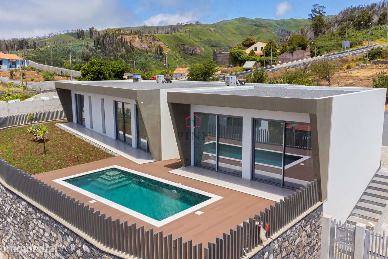 Moradia Moderna com Piscina - T3 na Ponta do Pargo, Calheta - Grande imagem: 5/23