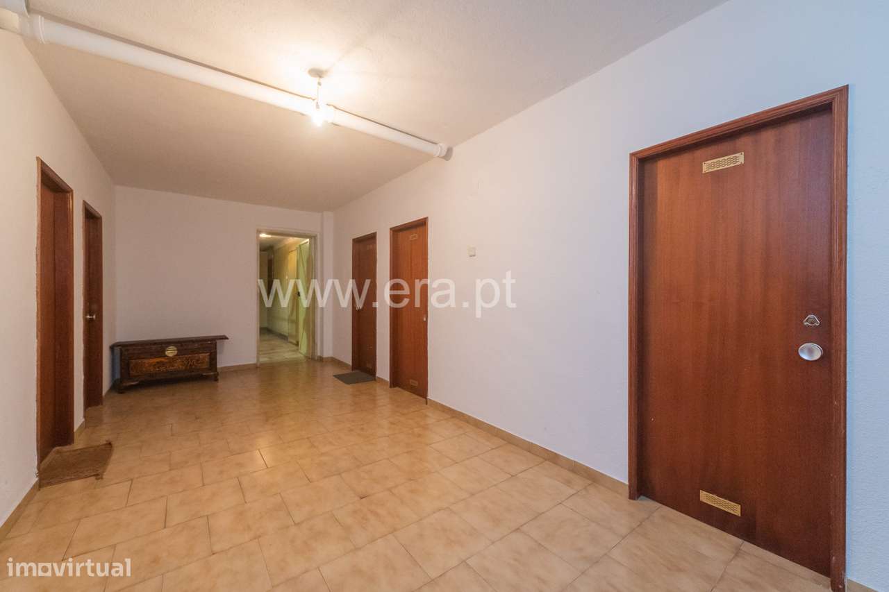 Apartamento T3 no Casal do Chapim-26