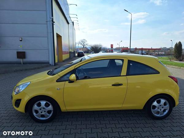 Opel Corsa 1.2 16V Essentia - 7