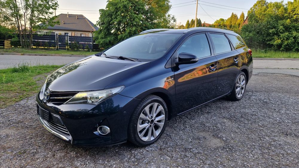 Toyota Auris II 2014