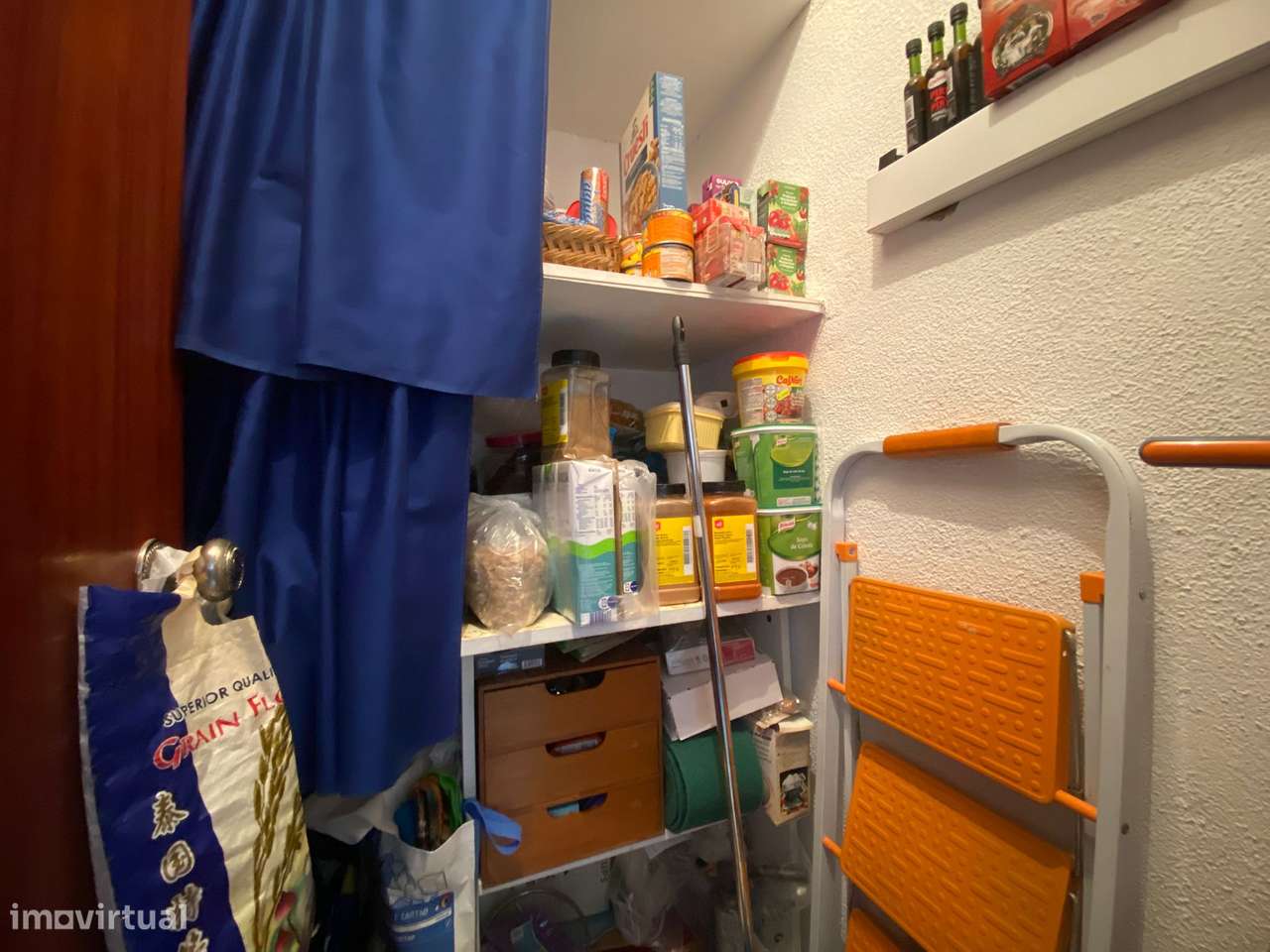 T2 na Rinchoa (Rio de Mouro) | Excelente localização | Estacionamento - Grande imagem: 5/13