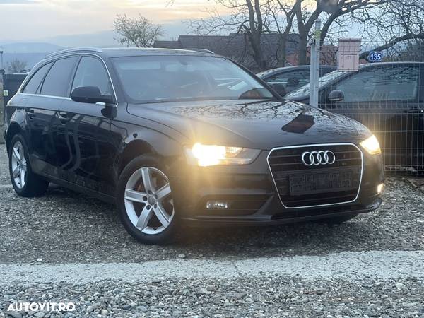 Audi A4 Avant 2.0 TDI Multitronic - 9