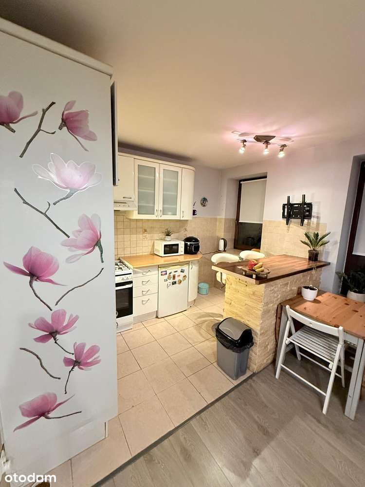 Idealne pierwsze mieszkanie lub pewna inwestycja - w super cenie !-0