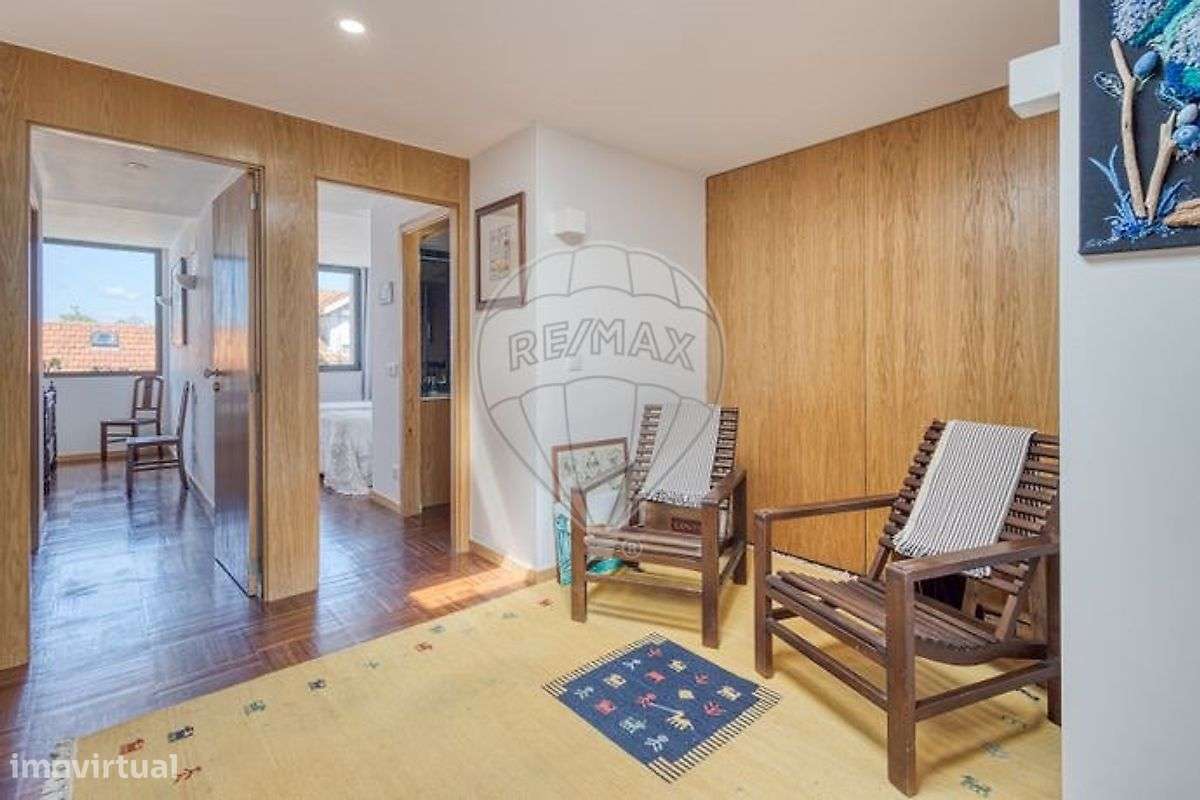 Moradia T7 para venda - Grande imagem: 1/20