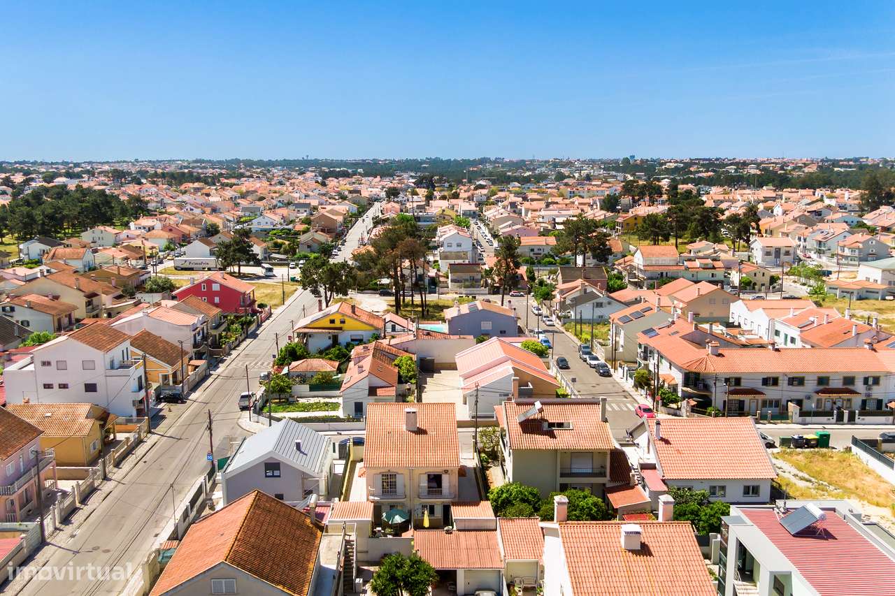 Moradia T2+2, Quinta do Conde-27